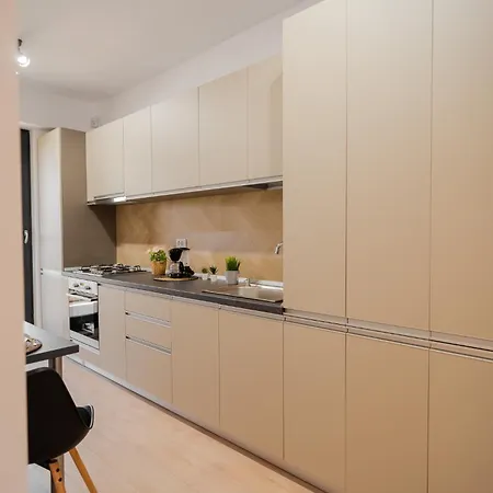 Verdant Parkside Living: Studio By Park ブカレスト
